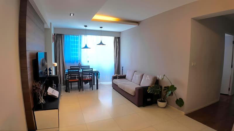 308C Punggol Walk, 308C Punggol Walk, 3 Bedrooms, 990 sqft, HDB Flat For Sale, by Elaine Tan, 500150692 - Living Room - PropertyGuru.com.sg