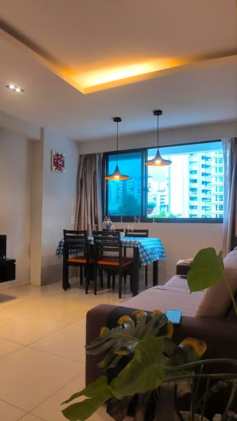308C Punggol Walk, 308C Punggol Walk, 3 Bedrooms, 990 sqft, HDB Flat For Sale, by Elaine Tan, 500150692 - Dining Room - PropertyGuru.com.sg