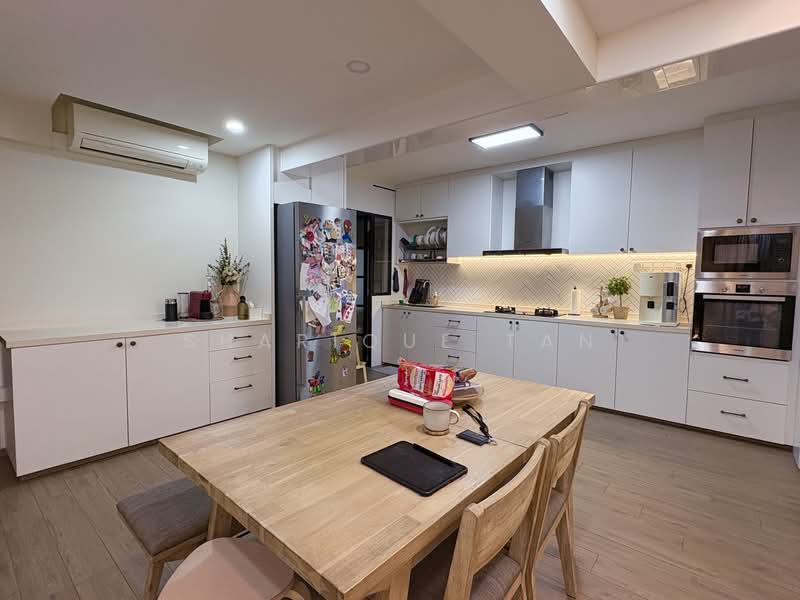 464A Bukit Batok West Avenue 8, 464A Bukit Batok West Avenue 8, 3 Bedrooms, 1,216 sqft, HDB Flat For Sale, by Sharique Tan, 500150696 - Kitchen - PropertyGuru.com.sg