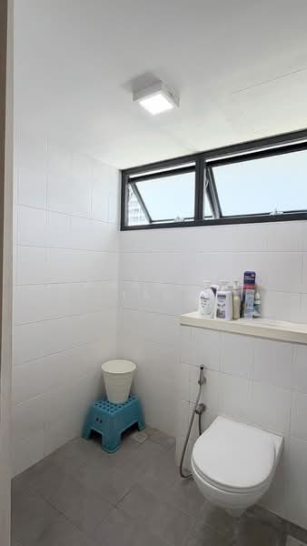 89 Dawson Road, 89 Dawson Road, 2 Bedrooms, 700 sqft, HDB Flat For Sale, by Amanda Tan, 500150701 - Bathroom - PropertyGuru.com.sg