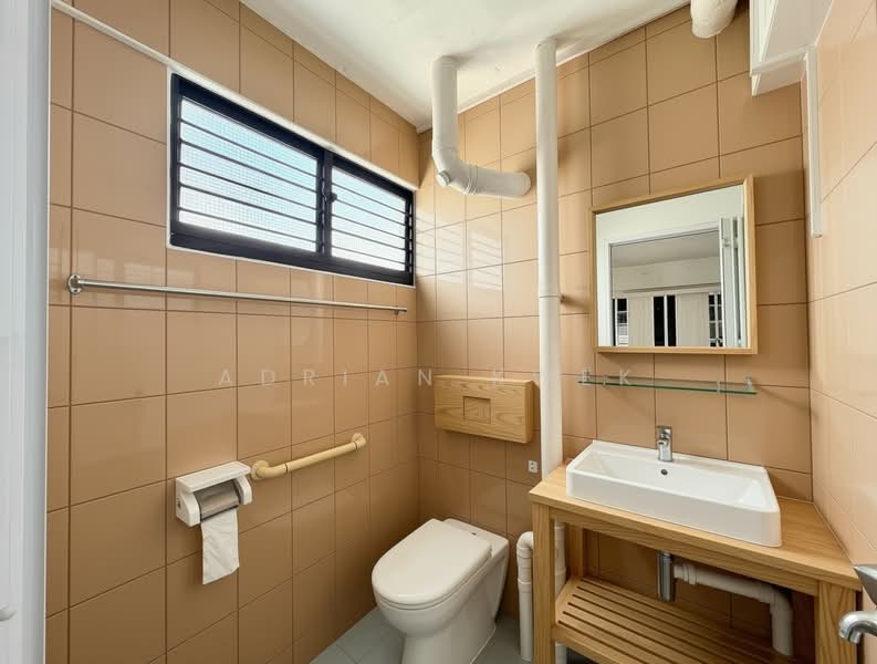223 Yishun Street 21, 223 Yishun Street 21, Sembawang / Yishun, 3 Bedrooms, 980 sqft, HDB Flat For Sale, by Adrian Kwek, 500150702 - Bathroom - PropertyGuru.com.sg
