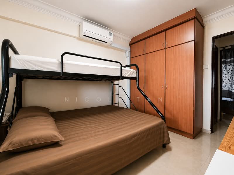 420 Bedok North Street 1, 420 Bedok North Street 1, Room Rental, 150 sqft, HDB Flat For Rent, by Nicole Tan, 500150704 - Bedroom - PropertyGuru.com.sg