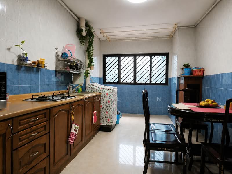 420 Bedok North Street 1, 420 Bedok North Street 1, Room Rental, 150 sqft, HDB Flat For Rent, by Nicole Tan, 500150704 - Kitchen - PropertyGuru.com.sg