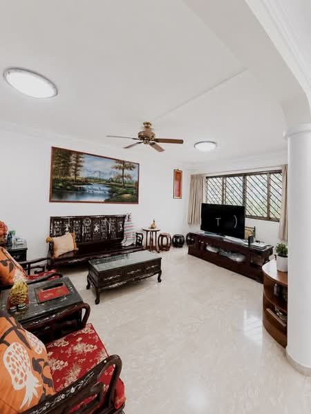 141 Petir Road, 141 Petir Road, 3 Bedrooms, 1,313 sqft, HDB Flat For Sale, by Jonah (JT) Tan, 500150708 - Living Room - PropertyGuru.com.sg