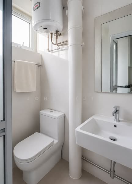141 Petir Road, 141 Petir Road, 3 Bedrooms, 1,313 sqft, HDB Flat For Sale, by Jonah (JT) Tan, 500150708 - Bathroom - PropertyGuru.com.sg