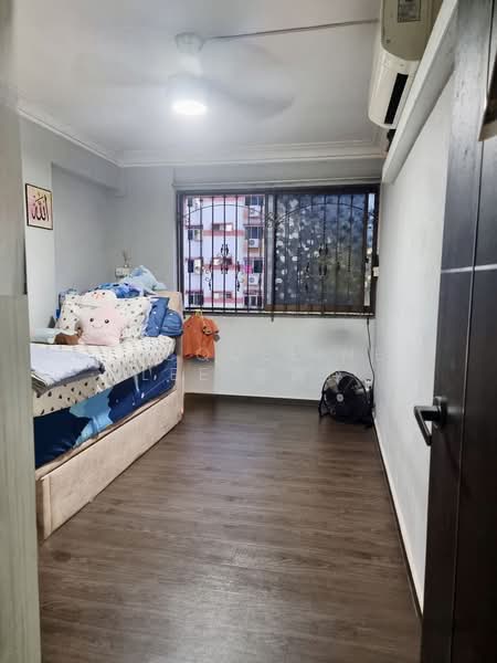 435 Choa Chu Kang Avenue 4, 435 Choa Chu Kang Avenue 4, 3 Bedrooms, 1,119 sqft, HDB Flat For Sale, by Jacqueline Lee 李瑞玲, 500150714 - Bedroom - PropertyGuru.com.sg