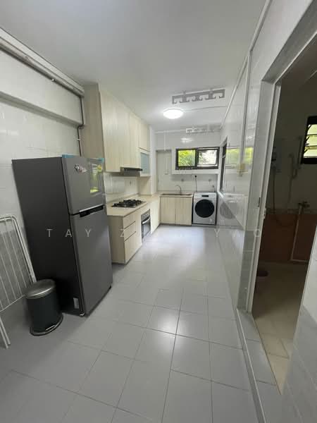 55 Strathmore Avenue, 55 Strathmore Avenue, 3 Bedrooms, 1,023 sqft, HDB Flat For Rent, by Tay Zhen Yao, 500150717 - Kitchen - PropertyGuru.com.sg