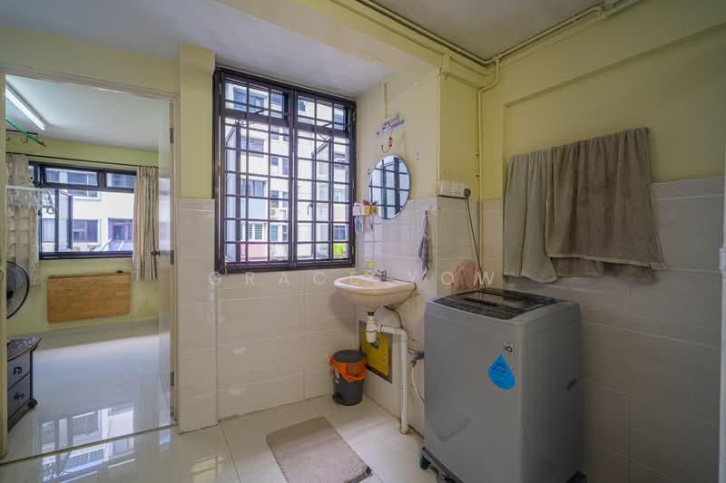 2 Jalan Batu, 2 Jalan Batu, 3 Bedrooms, 646 sqft, HDB Flat For Sale, by Grace Yow, 500150718 - Bathroom - PropertyGuru.com.sg