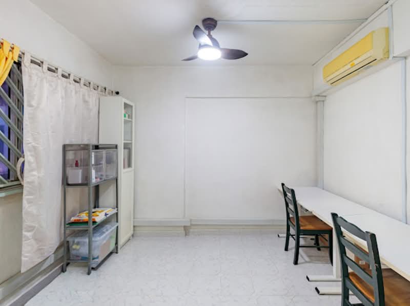 549 Jurong West Street 42, 549 Jurong West Street 42, 4 Bedrooms, 1,593 sqft, HDB Flat For Sale, by Zee Koh, 500150720 - Study - PropertyGuru.com.sg