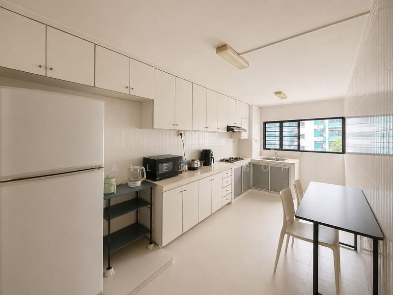 25 Marsiling Drive, 25 Marsiling Drive, 3 Bedrooms, 990 sqft, HDB Flat For Rent, by Vallerie Soh, 500150727 - Kitchen - PropertyGuru.com.sg