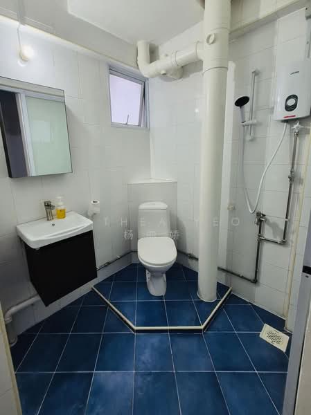 107 Jalan Rajah, 107 Jalan Rajah, 3 Bedrooms, 1,109 sqft, HDB Flat For Rent, by Anthea Yeo 杨丽娇, 500150728 - Bathroom - PropertyGuru.com.sg