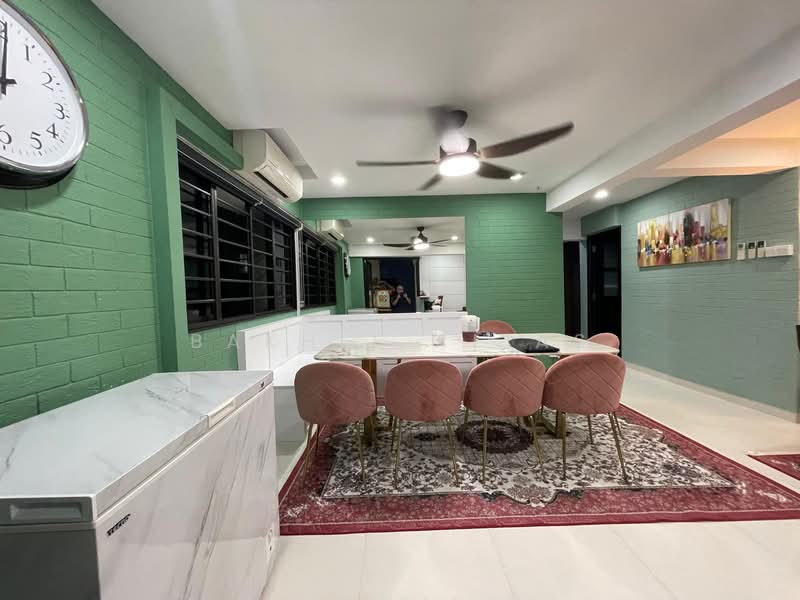 212 Yishun Street 21, 212 Yishun Street 21, 3 Bedrooms, 1,302 sqft, HDB Flat For Sale, by Bakhit Alias, 500150735 - Dining Room - PropertyGuru.com.sg