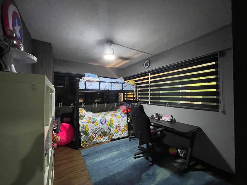 212 Yishun Street 21, 212 Yishun Street 21, 3 Bedrooms, 1,302 sqft, HDB Flat For Sale, by Bakhit Alias, 500150735 - Bedroom - PropertyGuru.com.sg