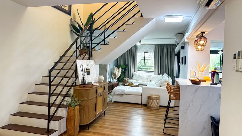 405 Yishun Avenue 6, 405 Yishun Avenue 6, 4 Bedrooms, 1,593 sqft, HDB Flat For Sale, by Zaida Sidek, 500150741 - Living Room - PropertyGuru.com.sg