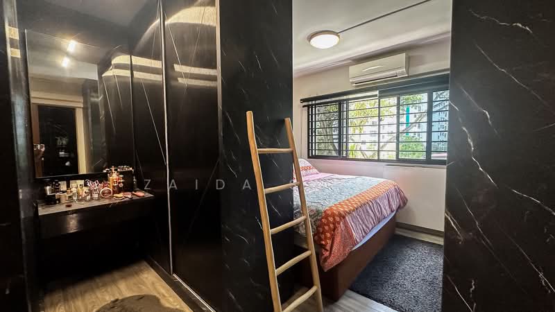405 Yishun Avenue 6, 405 Yishun Avenue 6, 4 Bedrooms, 1,593 sqft, HDB Flat For Sale, by Zaida Sidek, 500150741 - Master Bedroom - PropertyGuru.com.sg