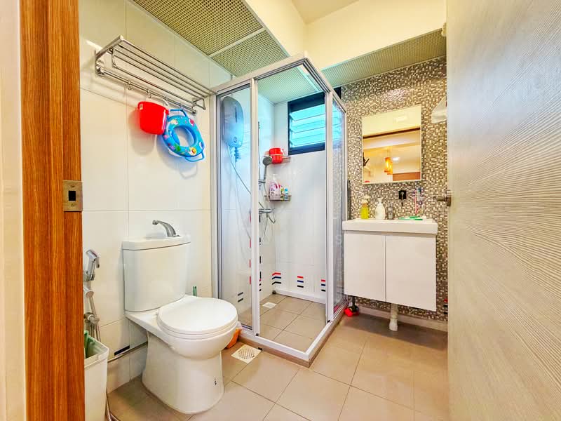 104A Bidadari Park Drive, 104A Bidadari Park Drive, 2 Bedrooms, 732 sqft, HDB Flat For Sale, by Marcus Sim, 500150747 - Bathroom - PropertyGuru.com.sg