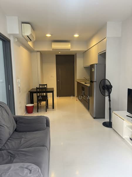 Q Bay Residences, 1 Tampines Street 86, 1 Bedroom, 528 sqft, Condominium For Rent, by Ann Pua, 500150749 - Living Room - PropertyGuru.com.sg