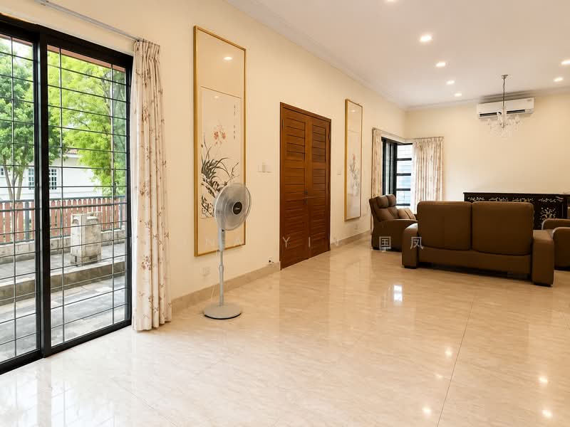 ⭐️15m wide frontage⭐️South Facing⭐️恒力小学1公里⭐️Fiona 国凤 8218☎️5108, Grove Avenue, Grove Drive, Grove Crescent, Grove Lane, Holland Grove Drive, Holland Grove Terrace, Holland Grove Lane, Holland Walk, Holland Grove Avenue, Tanglin / Holland / Bukit Timah, 6 Bedrooms, 4,800 sqft, Semi-Detached House For Sale, by Fiona Yin 国凤, 500150750 - Living Room - PropertyGuru.com.sg