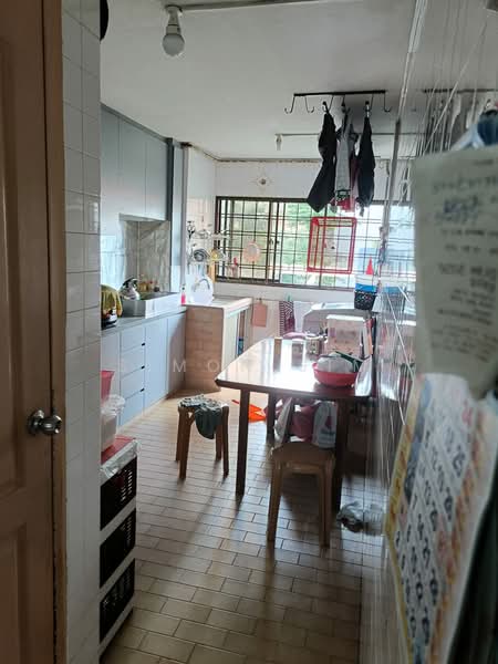 510 Bukit Batok Street 52, 510 Bukit Batok Street 52, 3 Bedrooms, 904 sqft, HDB Flat For Sale, by Simon Sim, 500150753 - Kitchen - PropertyGuru.com.sg