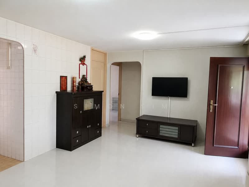 510 Bukit Batok Street 52, 510 Bukit Batok Street 52, 3 Bedrooms, 904 sqft, HDB Flat For Sale, by Simon Sim, 500150753 - Living Room - PropertyGuru.com.sg