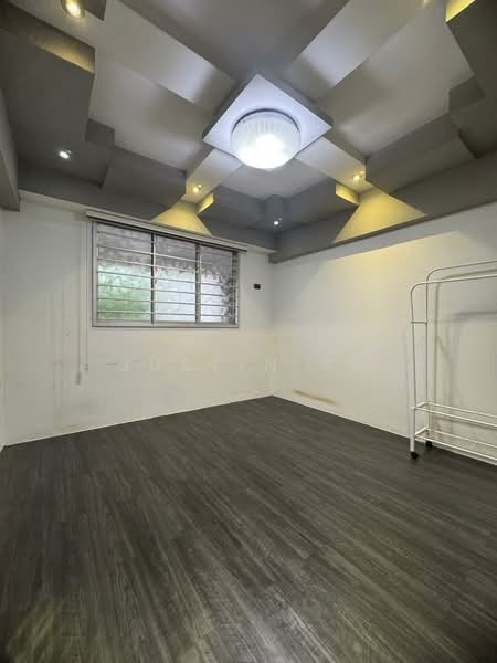 436 Woodlands Street 41, 436 Woodlands Street 41, 3 Bedrooms, 904 sqft, HDB Flat For Sale, by Justin Su, 500150755 - Bedroom - PropertyGuru.com.sg