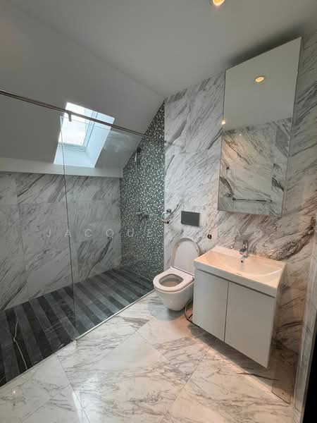 52 Stevens, 52 Stevens Road, Room Rental, 100 sqft, Apartment For Rent, by Jacques Liao, 500150756 - Bathroom - PropertyGuru.com.sg