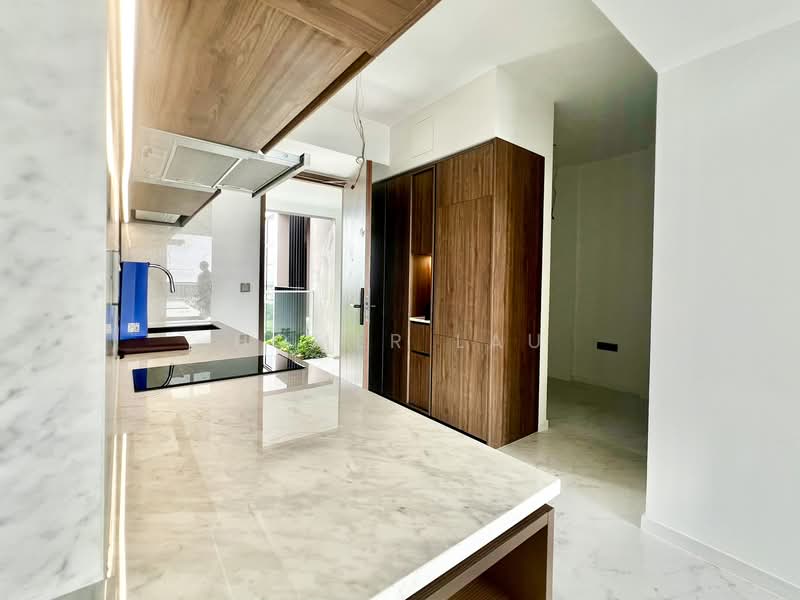 Sceneca Residence, Tanah Merah Kechil Link, 3 Bedrooms, 883 sqft, Condominium For Rent, by Homer Lau, 500150780 - Kitchen - PropertyGuru.com.sg