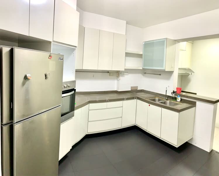 Laguna Park, 5000A Marine Parade Road, 3 Bedrooms, 1,453 sqft, Condominium For Sale, by Quek KP, 500150784 - Kitchen - PropertyGuru.com.sg