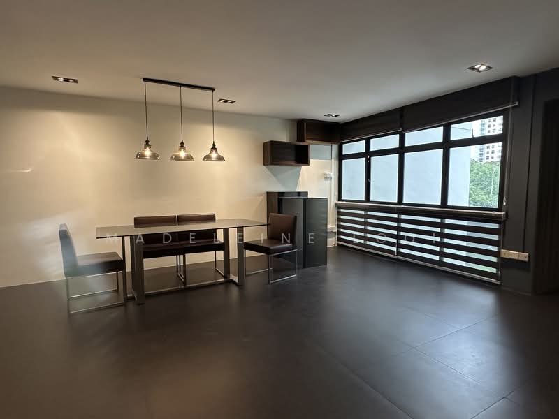 187B Rivervale Drive, 187B Rivervale Drive, 2 Bedrooms, 1,184 sqft, HDB Flat For Sale, by Madeleine Looi, 500150785 - Dining Room - PropertyGuru.com.sg