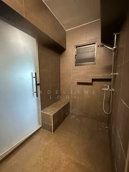 187B Rivervale Drive, 187B Rivervale Drive, 2 Bedrooms, 1,184 sqft, HDB Flat For Sale, by Madeleine Looi, 500150785 - Bathroom - PropertyGuru.com.sg