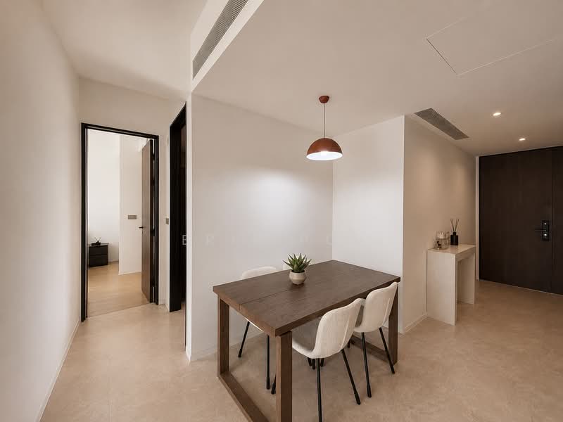 The Reef at King's Dock, 2 Harbourfront Avenue, 2 Bedrooms, 678 sqft, Condominium For Sale, by Erin Poh, 500150787 - Corridor - PropertyGuru.com.sg