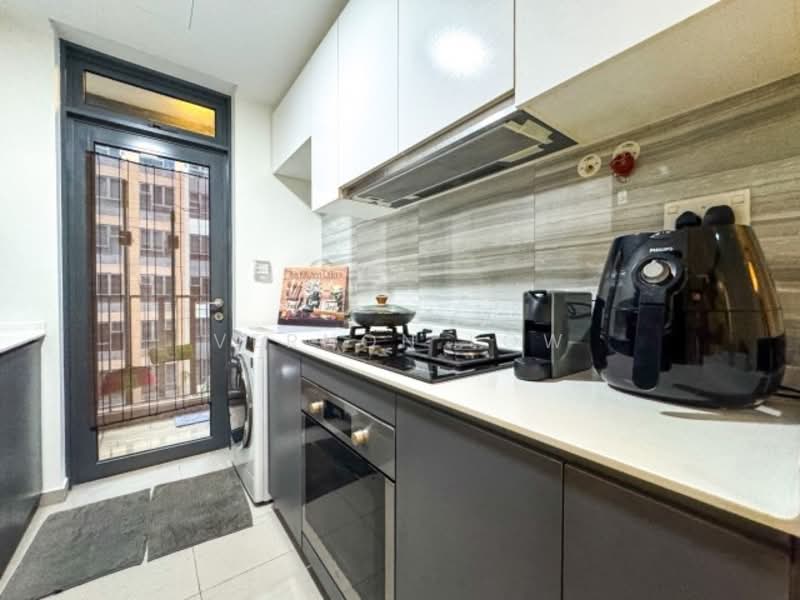 The Brownstone, 160 Canberra Drive, 3 Bedrooms, 980 sqft, Executive Condominium For Sale, by Vernon Low, 500150800 - PropertyGuru.com.sg