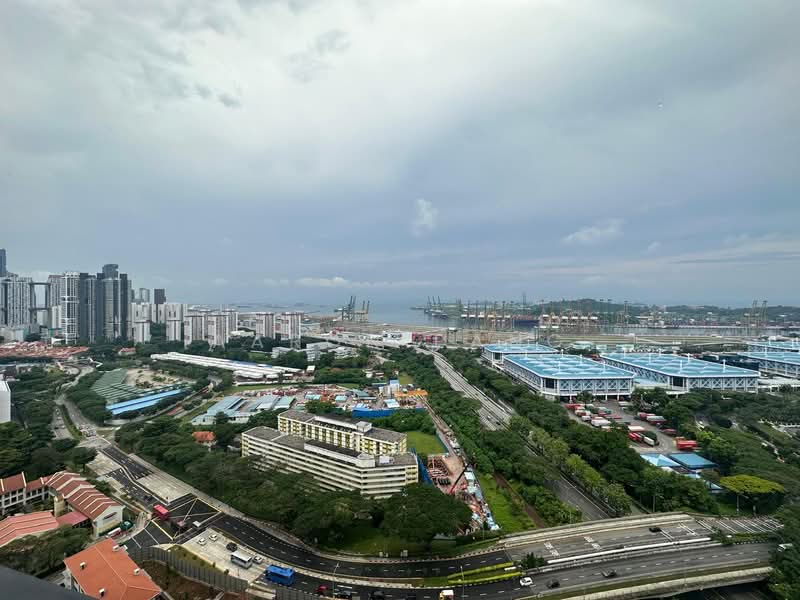 Avenue South Residence, 11 Silat Avenue, 2 Bedrooms, 721 sqft, Condominium For Rent, by Aaron Pang, 500150806 - View - PropertyGuru.com.sg