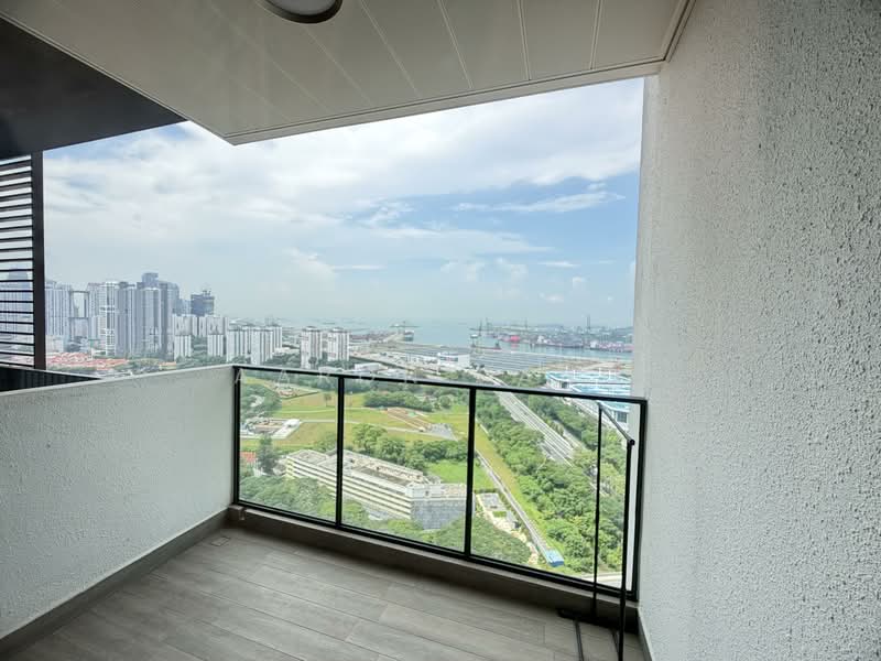 Avenue South Residence, 11 Silat Avenue, 2 Bedrooms, 721 sqft, Condominium For Rent, by Aaron Pang, 500150806 - Balcony - PropertyGuru.com.sg