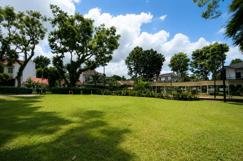 Semi-D at Jalan Bumbong for Rebuild, Jalan Bumbong, 3 Bedrooms, 2,000 sqft, Semi-Detached House For Sale, by Delvin Lim, 500150807 - Exterior - PropertyGuru.com.sg