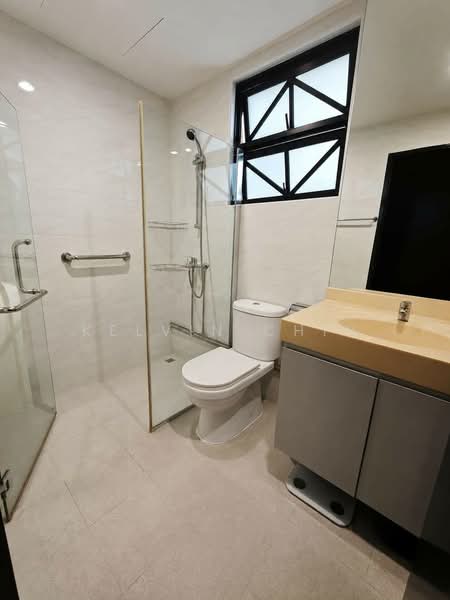 The Anchorage, 370G Alexandra Road, 2 Bedrooms, 1,163 sqft, Condominium For Rent, by Kelvin Chin, 500150813 - Bathroom - PropertyGuru.com.sg
