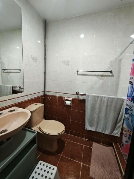 The Anchorage, 370G Alexandra Road, 2 Bedrooms, 1,163 sqft, Condominium For Rent, by Kelvin Chin, 500150813 - Bathroom - PropertyGuru.com.sg