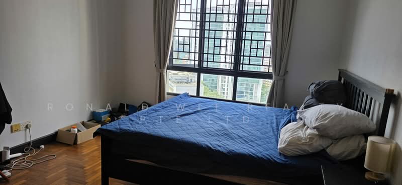 Regent Heights, 50 Bukit Batok East Avenue 5, 3 Bedrooms, 1,163 sqft, Condominium For Rent, by SIAH GEOK CHOO, 500150816 - Bedroom - PropertyGuru.com.sg
