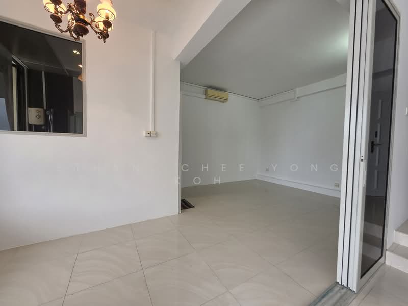 Eastern Lagoon II, 200 Upper East Coast Road, 1 Bedroom, 753 sqft, Condominium For Rent, by Ethan, Chee Yong Koh, 500150820 - Interior - PropertyGuru.com.sg