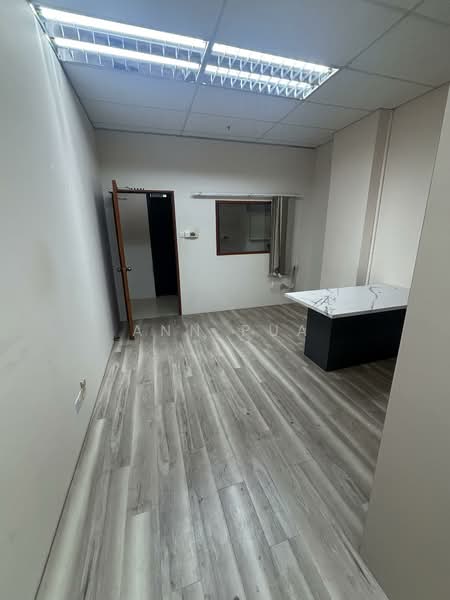 A'Posh BizHub, 1 Yishun industrial Street 1, 300 sqft, Light Industrial (B1) For Rent, by Ann Pua, 500150823 - Interior - CommercialGuru.com.sg