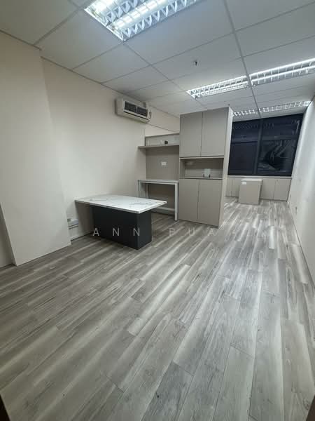 A'Posh BizHub, 1 Yishun industrial Street 1, 300 sqft, Light Industrial (B1) For Rent, by Ann Pua, 500150823 - Interior - CommercialGuru.com.sg