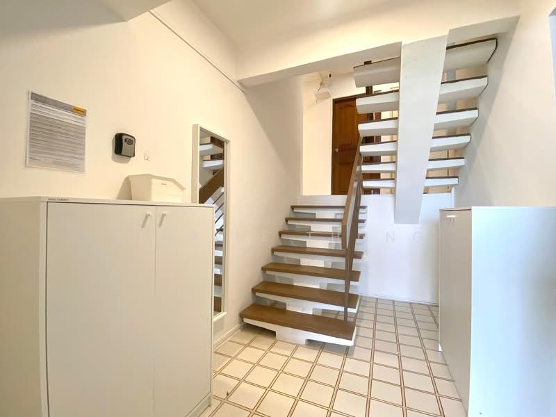 Pine Grove, 1A Pine Grove, Room Rental, 120 sqft, Condominium For Rent, by Kerrine Thong, 500150833 - Entrance - PropertyGuru.com.sg