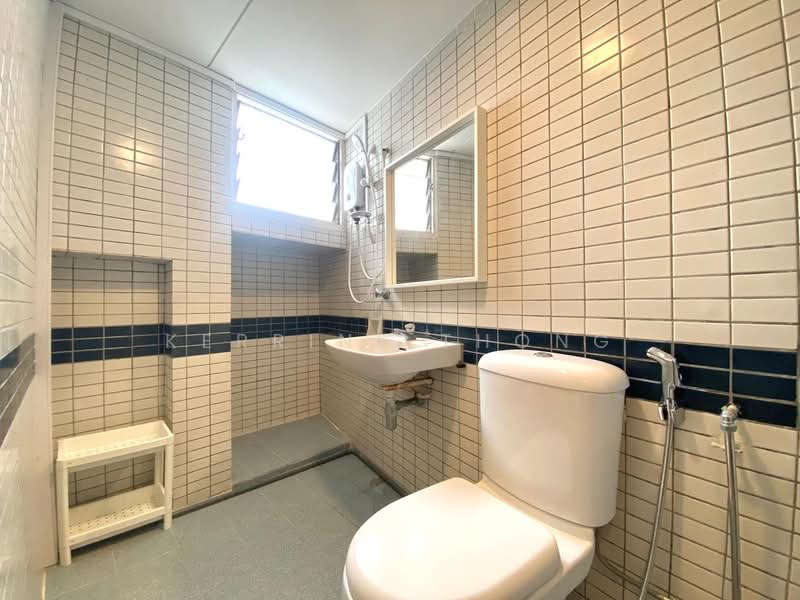 Pine Grove, 1A Pine Grove, Room Rental, 120 sqft, Condominium For Rent, by Kerrine Thong, 500150833 - Bathroom - PropertyGuru.com.sg