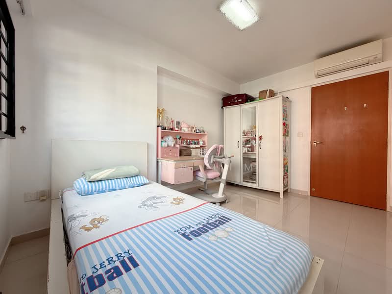 546C Segar Road, 546C Segar Road, 3 Bedrooms, 1,205 sqft, HDB Flat For Sale, by Lynn Lim, 500150838 - PropertyGuru.com.sg
