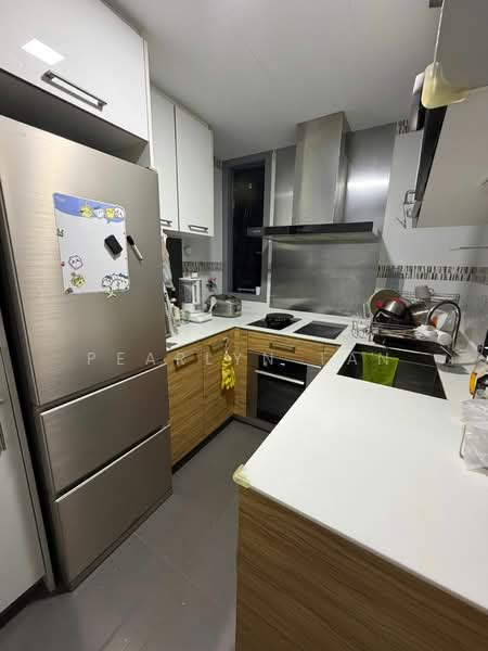 Thomson Grand, 17 Sin Ming Walk, 2 Bedrooms, 969 sqft, Condominium For Rent, by Pearlyn Tan, 500150840 - Kitchen - PropertyGuru.com.sg
