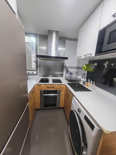 Thomson Grand, 17 Sin Ming Walk, 2 Bedrooms, 969 sqft, Condominium For Rent, by Pearlyn Tan, 500150840 - Kitchen - PropertyGuru.com.sg