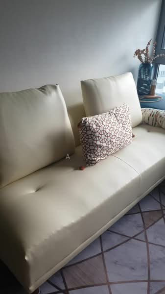 The Verve, 23 Jalan Rajah Road, 2 Bedrooms, 797 sqft, Condominium For Rent, by A O, 500150842 - Living Room - PropertyGuru.com.sg