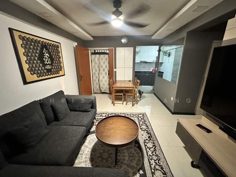 217B Boon Lay View, 217B Boon Lay Avenue, 2 Bedrooms, 732 sqft, HDB Flat For Sale, by Christine Huang, 500150844 - Living Room - PropertyGuru.com.sg