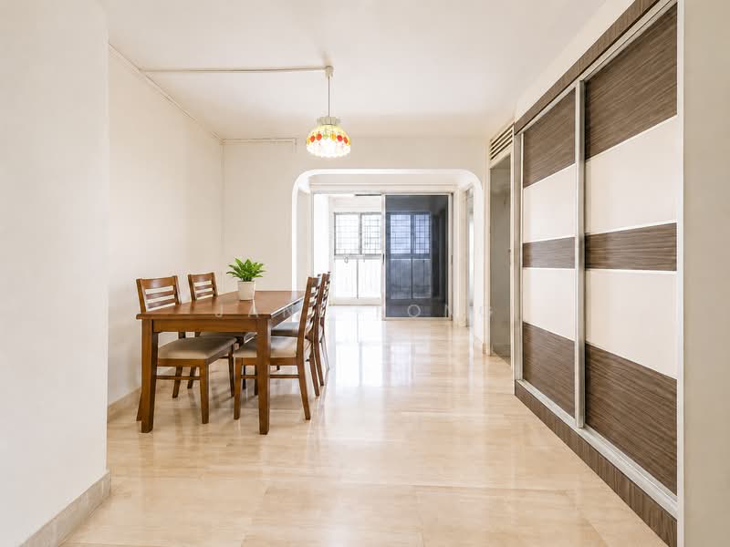 220 Jurong East Street 21, 220 Jurong East Street 21, 3 Bedrooms, 1,270 sqft, HDB Flat For Sale, by Jane Fong, 500150853 - Dining Room - PropertyGuru.com.sg
