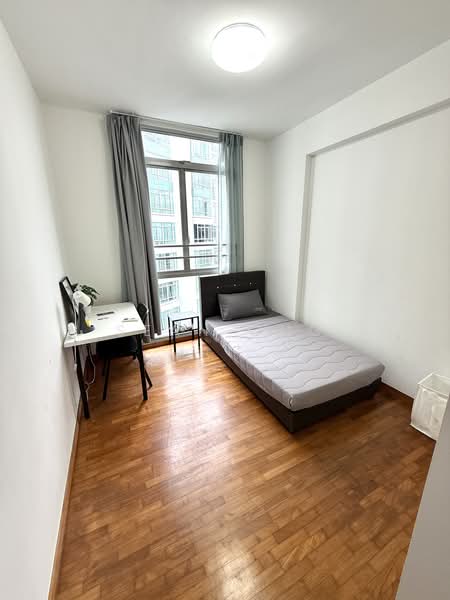The Lakeshore, 31 Jurong West Street 41, Room Rental, 100 sqft, Condominium For Rent, by Sean Ong, 500150856 - Bedroom - PropertyGuru.com.sg